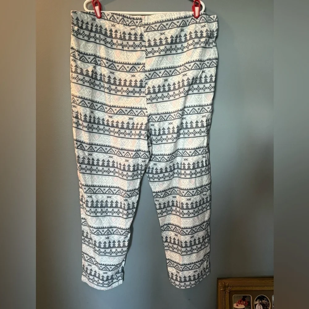 Bearpaw Long Sleeve Cozy Pajama 2 Piece Set Womens‎ Sz 2x Pink/Grey SOFT & WARM